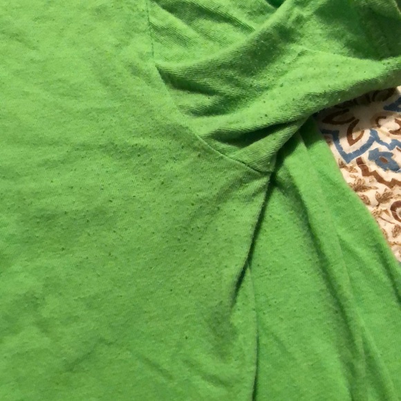 T shirt - Picture 2 of 4